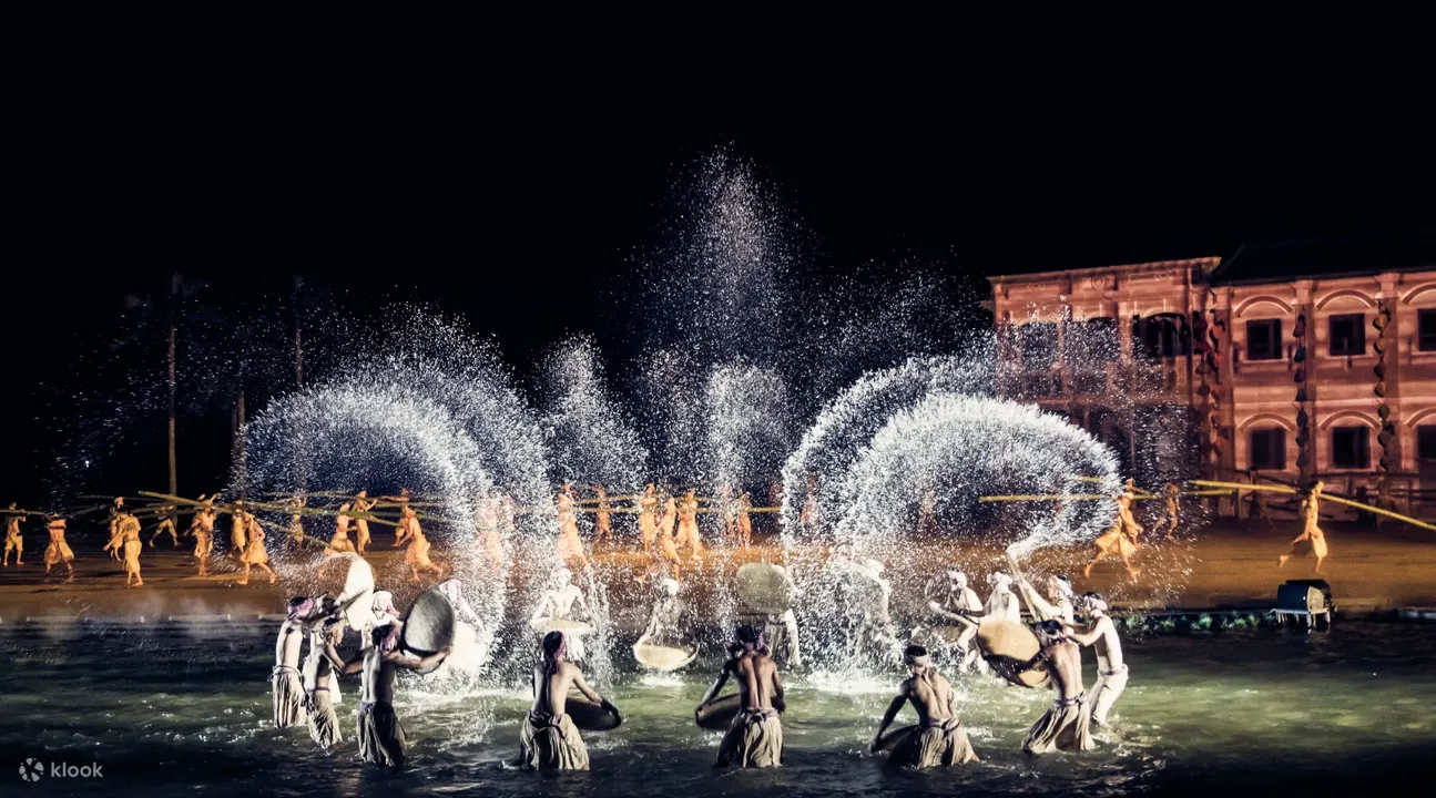 Hội An Memories performers on the river stage
